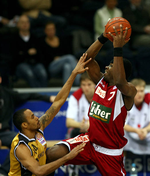 比22岁的 比22岁的