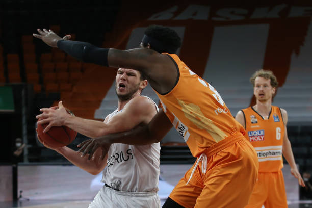 面并未动摇 面并未动摇