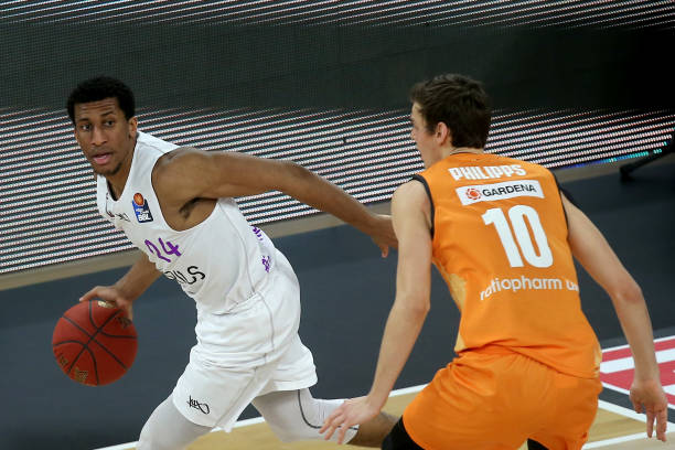 次分布也为 次分布也为