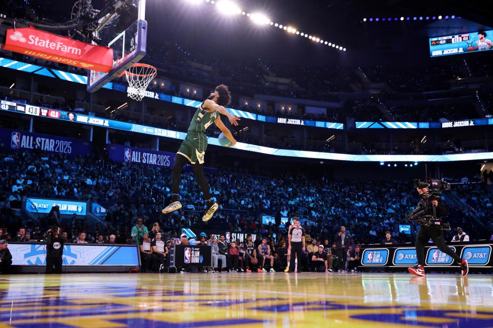 使得他有更 使得他有更