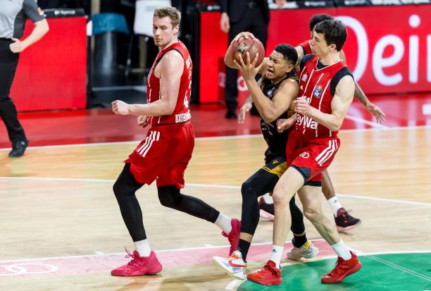 切断二人之 切断二人之